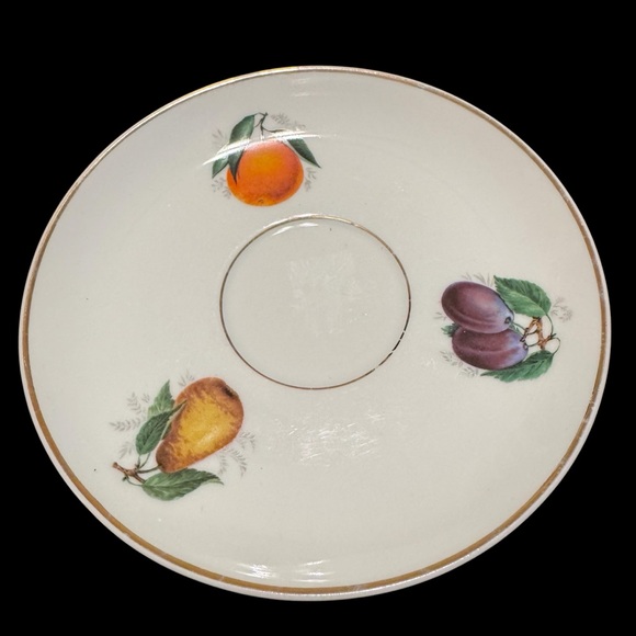 Vintage Jaeger Co. Bavaria Crown E&R Footed Fruit Pattern 4 Teacups with Saucers - Picture 6 of 13